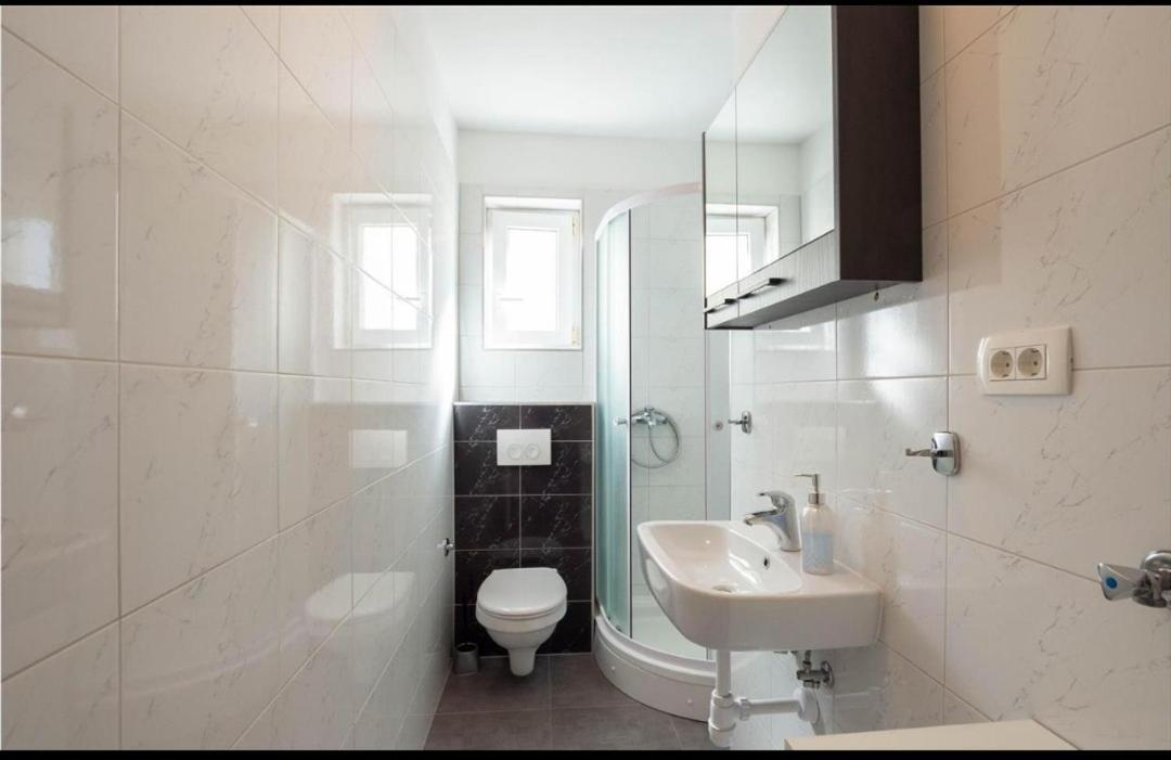 Apartment Nina Ποντστράνα Εξωτερικό φωτογραφία