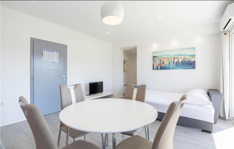 Apartment Nina Ποντστράνα Εξωτερικό φωτογραφία